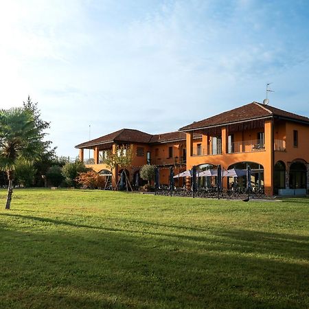 Equirelais Hotel Lomnago Exterior foto