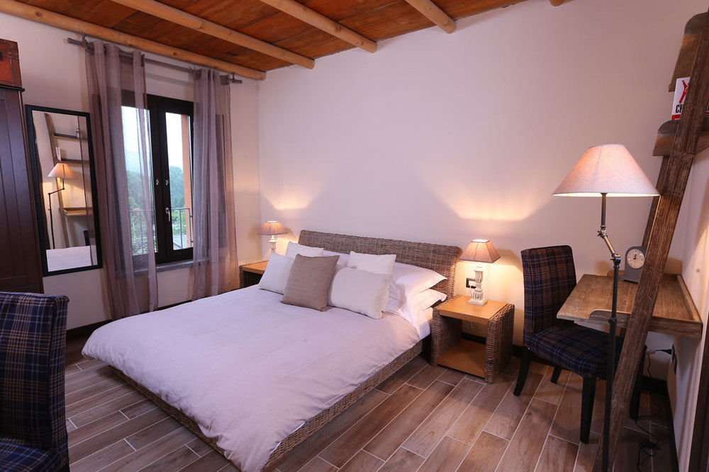 Equirelais Hotel Lomnago Exterior foto